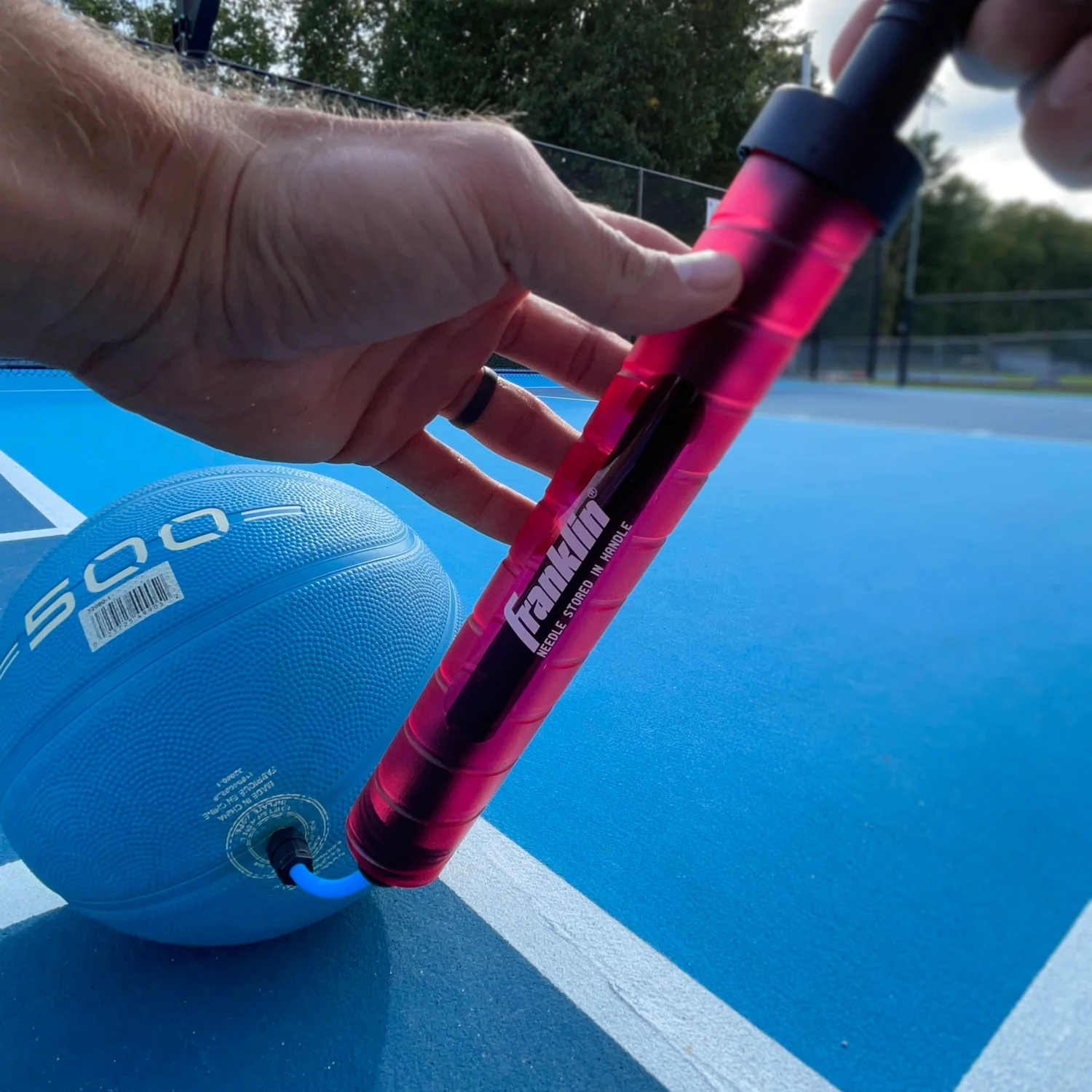 13.2" Translucent Pump With Needle - Image 9