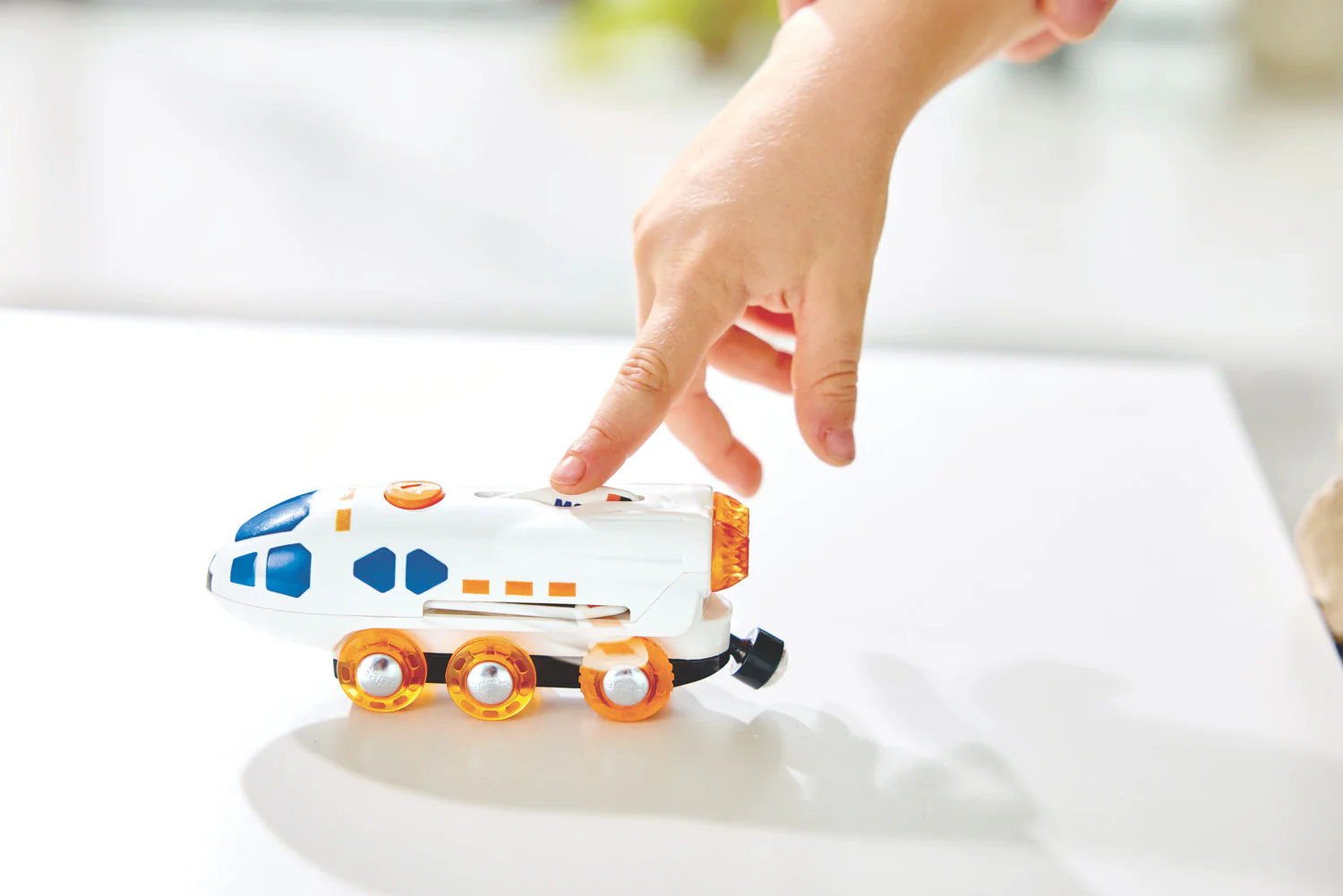 2 in 1 Space Shuttle Train - Image 3