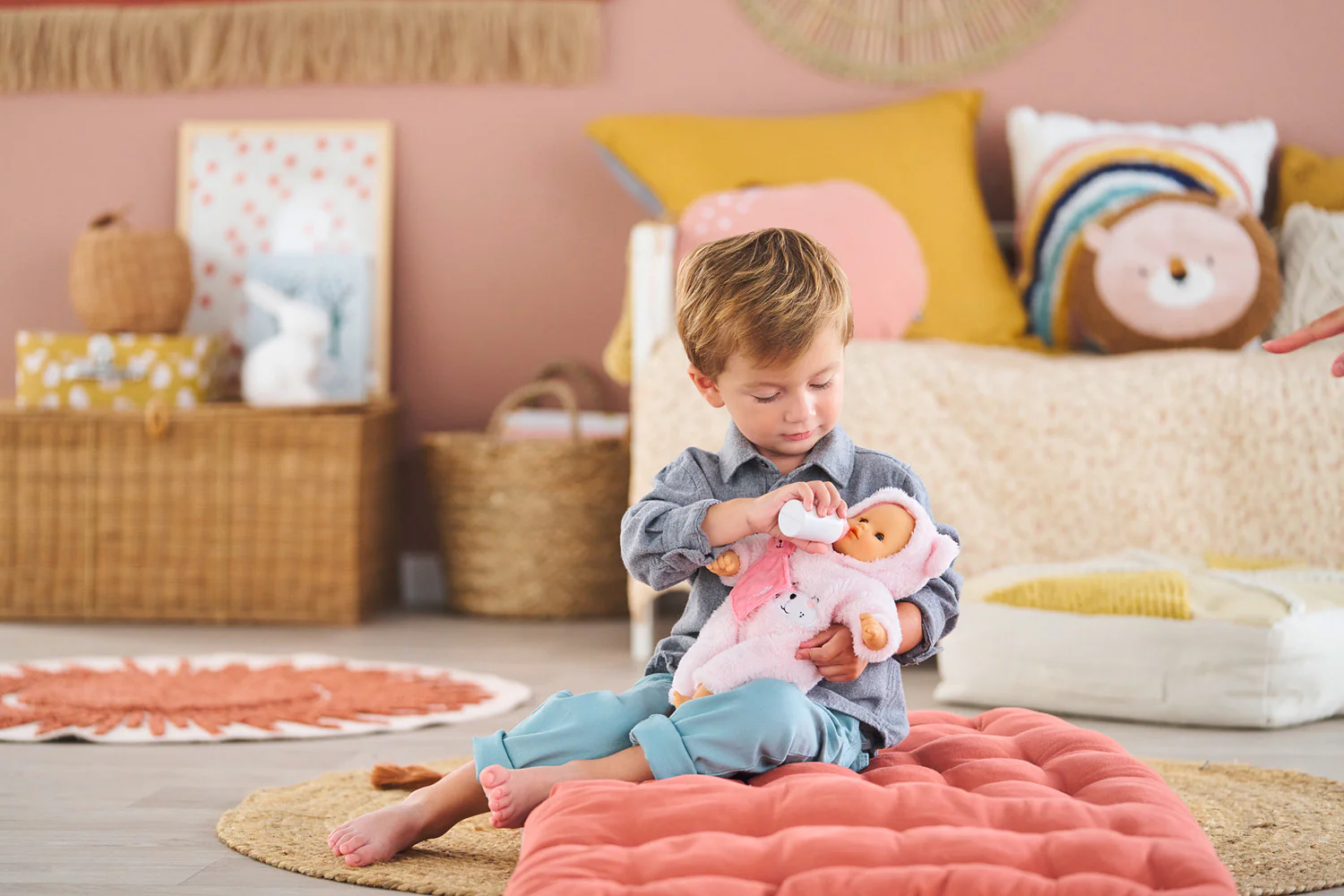 Bébé Calin Loving Teddy Bear - Image 5