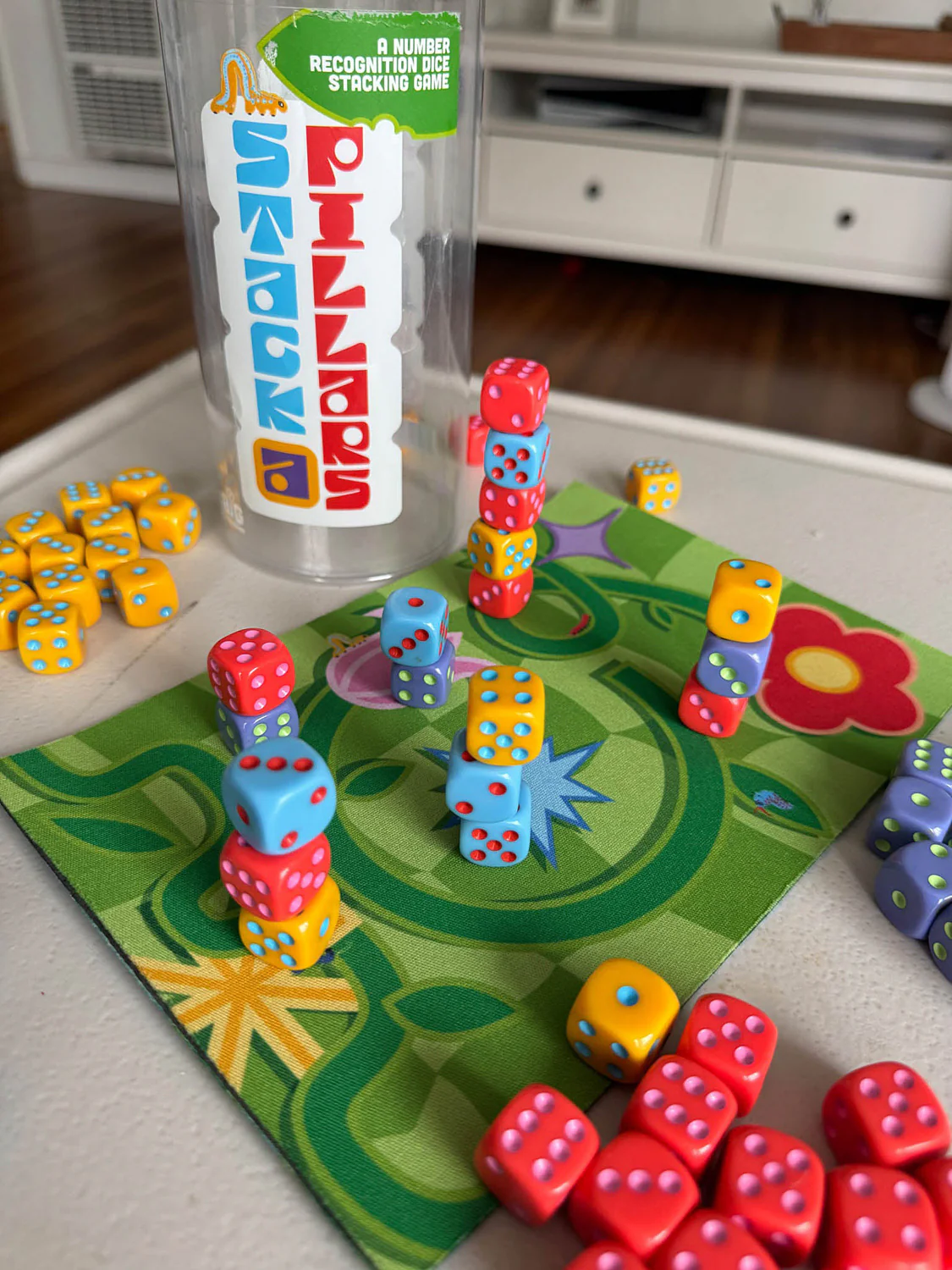 Stack-A-Pillars Dice Stacking Game - Image 8