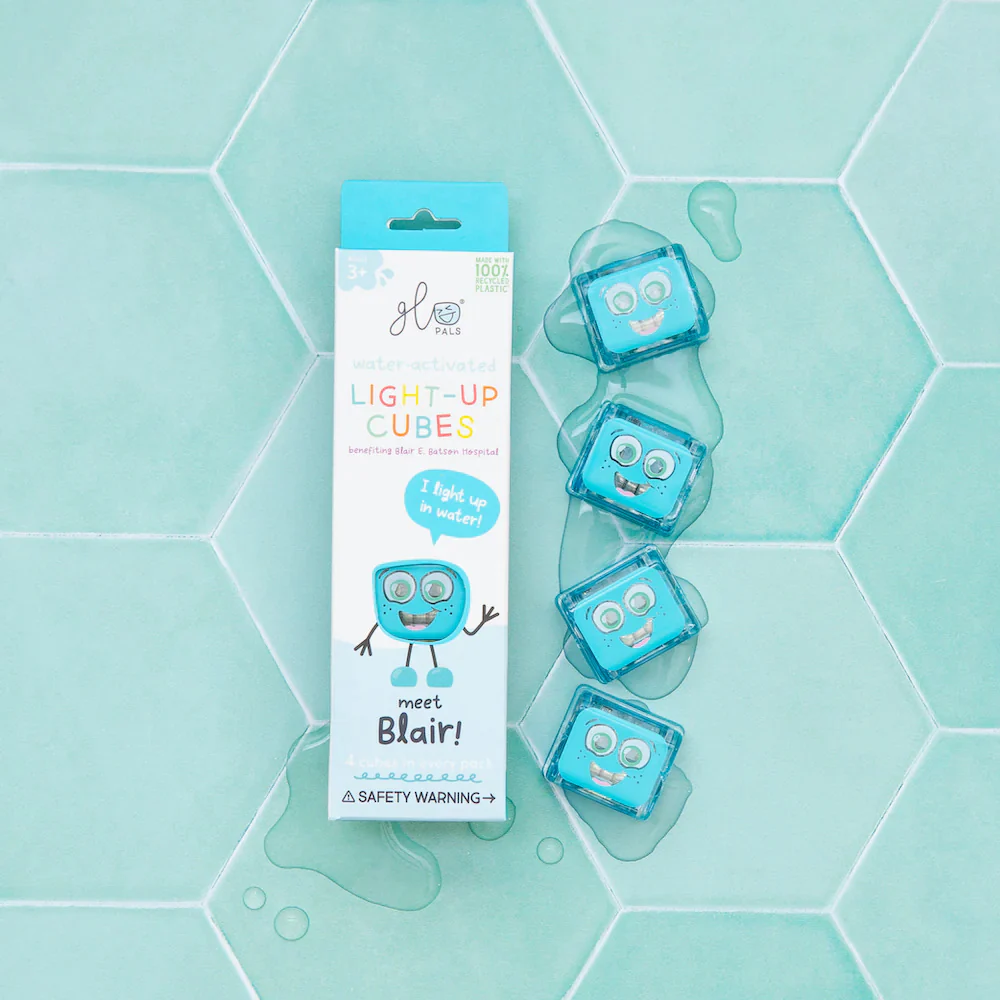 Glo Pals Blair 4 Blue Light-Up Cubes - Image 7