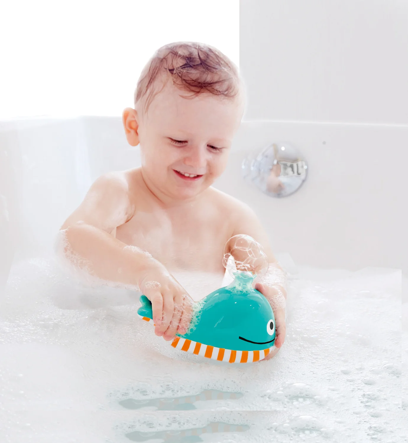 Bubble Blowing Whale - Image 4