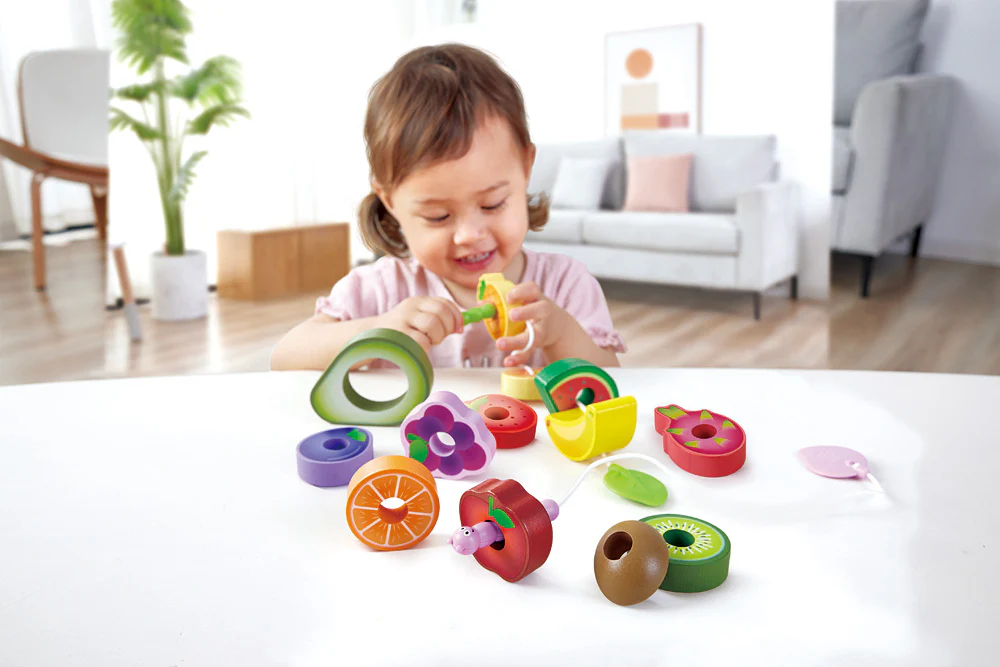 Caterpillar Fruit Feast Set - Image 7