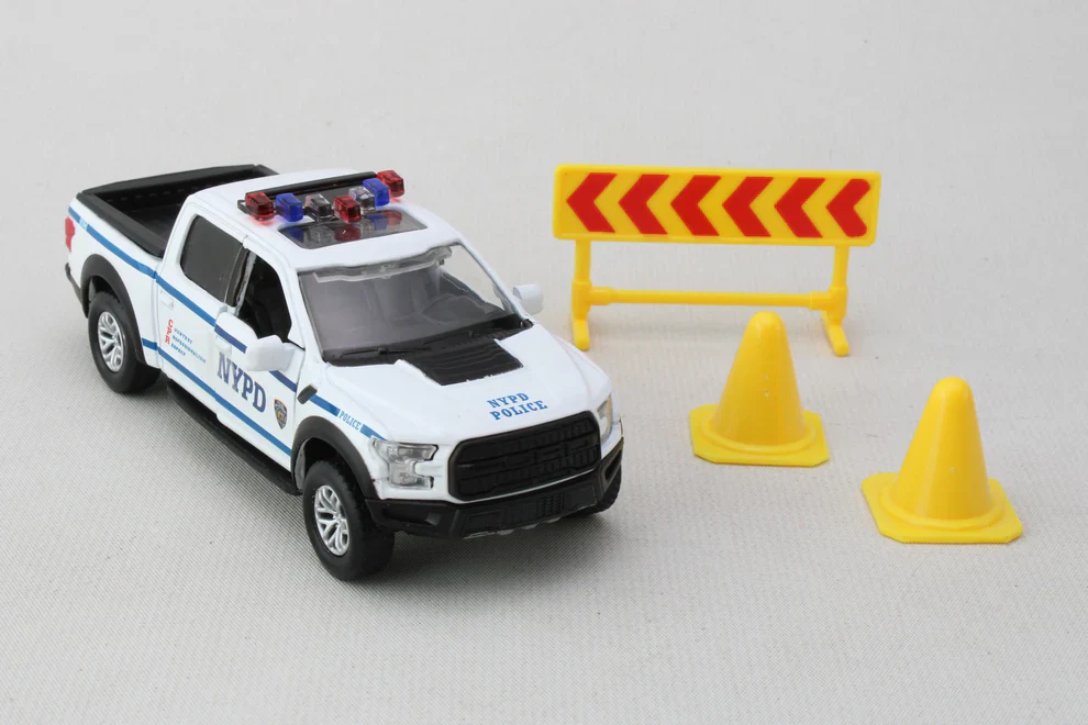 NYPD Pickup Truck - Image 3