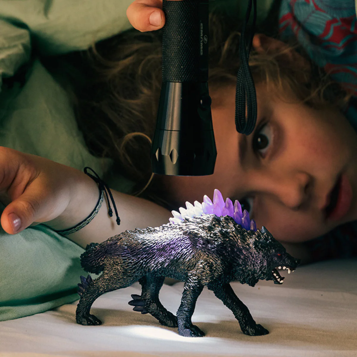Eldrador® Shadow Wolf - Image 3