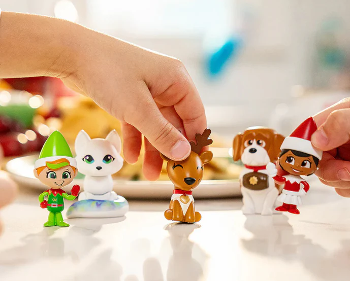 Elf on the Shelf Santaverse Minis Series 5 (sold individually) - Image 3