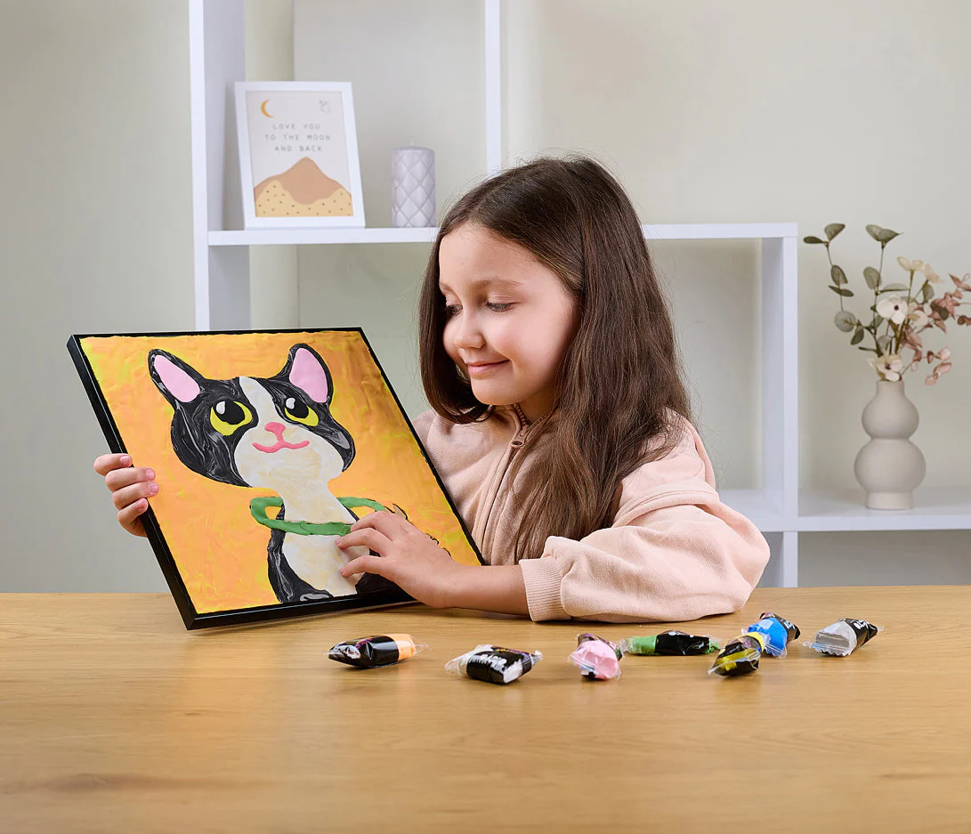 Cat Coloring With Clay - Image 8