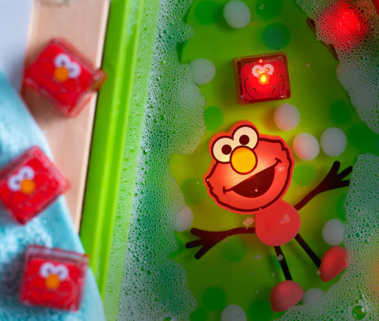 Glo Pals Elmo Sesame Street Character - Image 5
