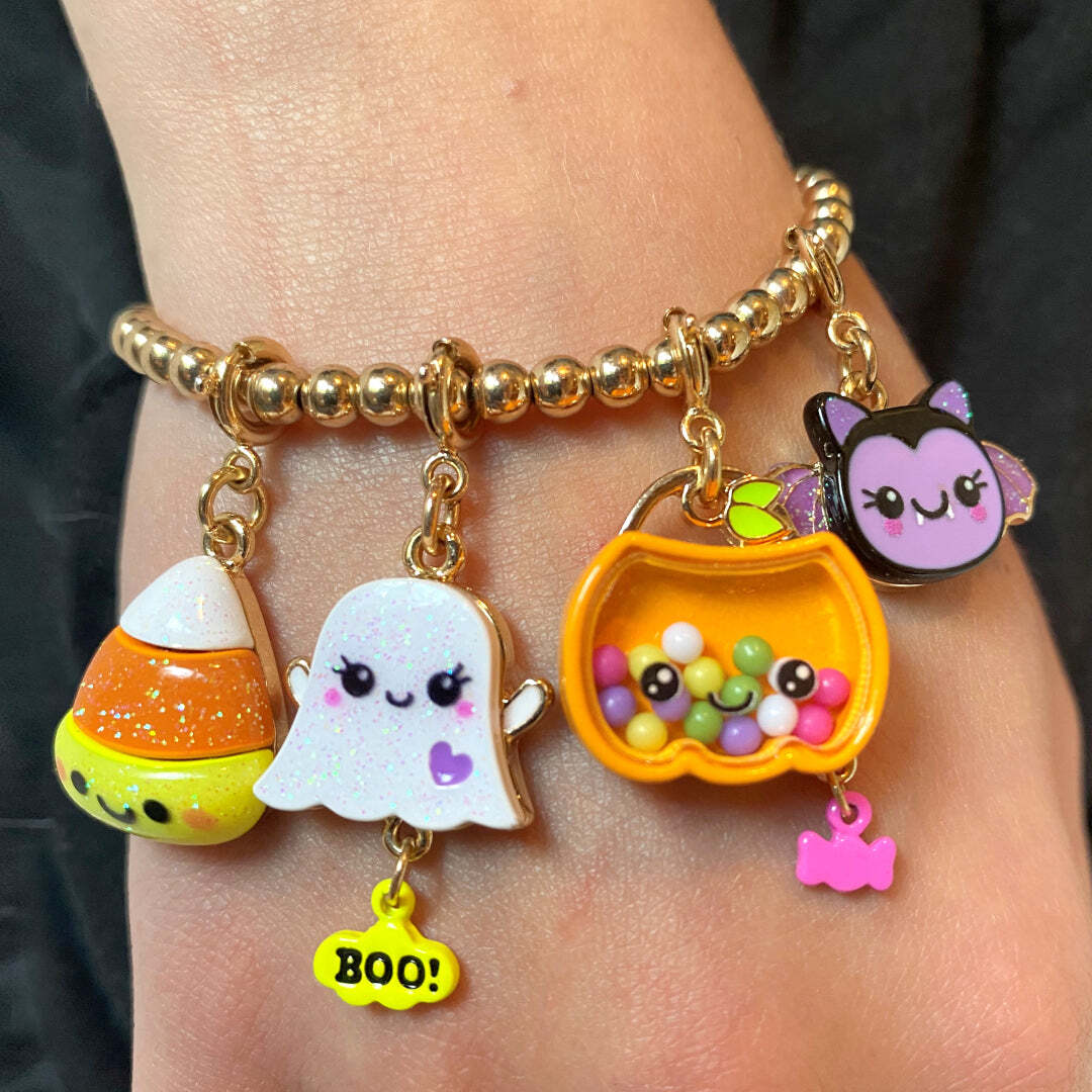 Gold Bat Charm - Image 4