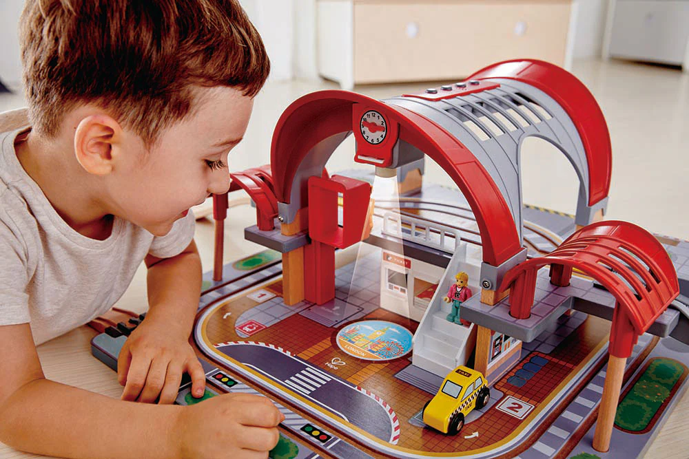 Grand City Station Train Set - Image 2