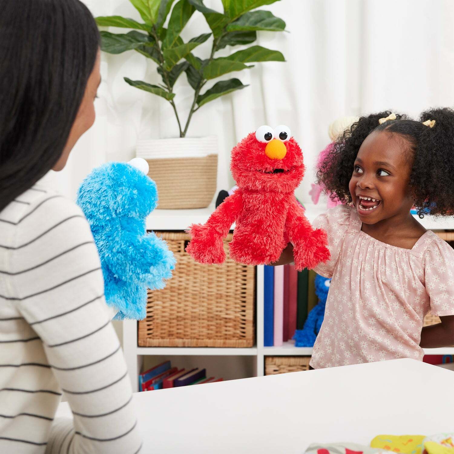 Elmo Hand Puppet Sesame Street - Image 7