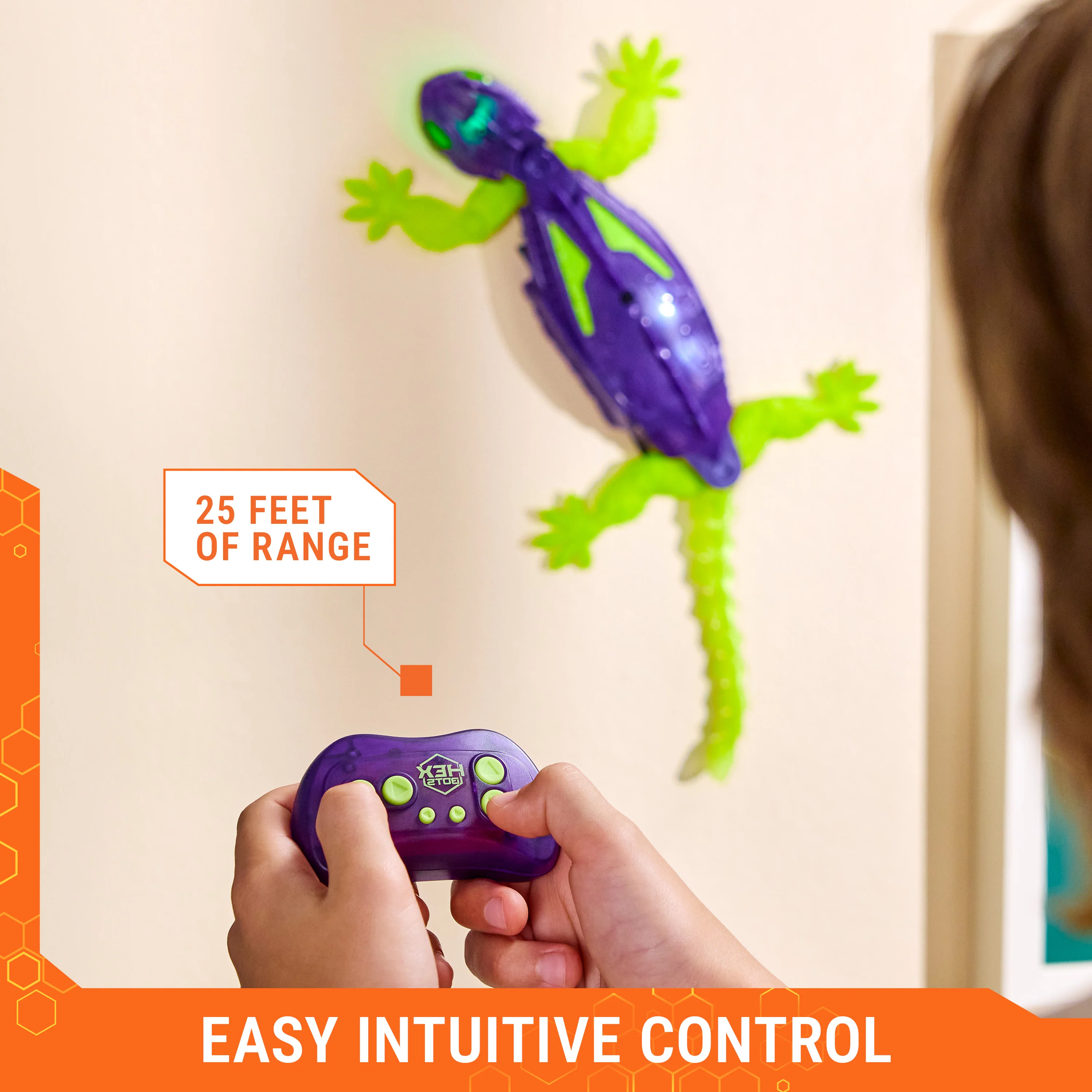 Hex Bots Glowing Wall Crawler Gecko - Image 4