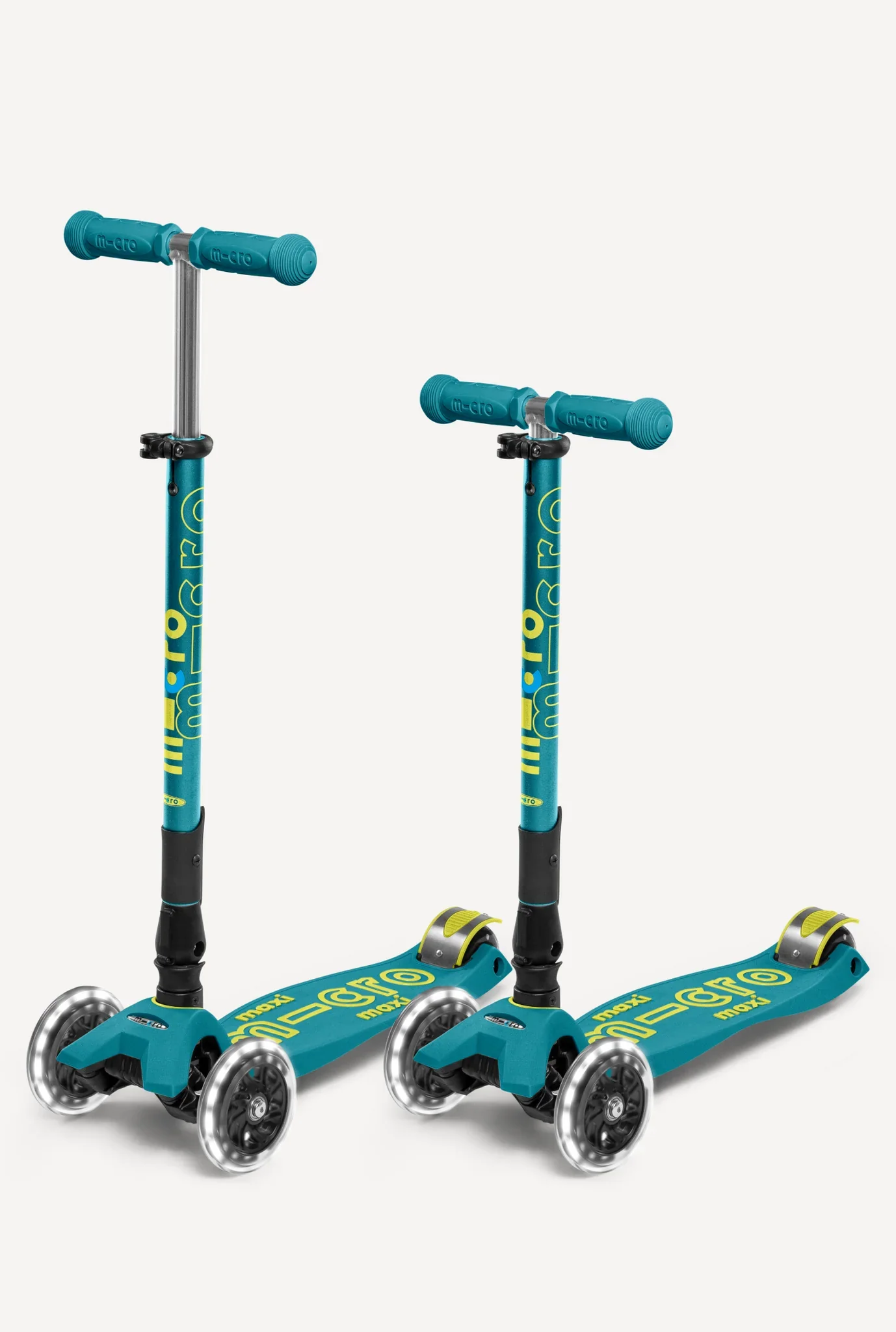 Maxi Deluxe LED Foldable Petrol Green Scooter - Image 5