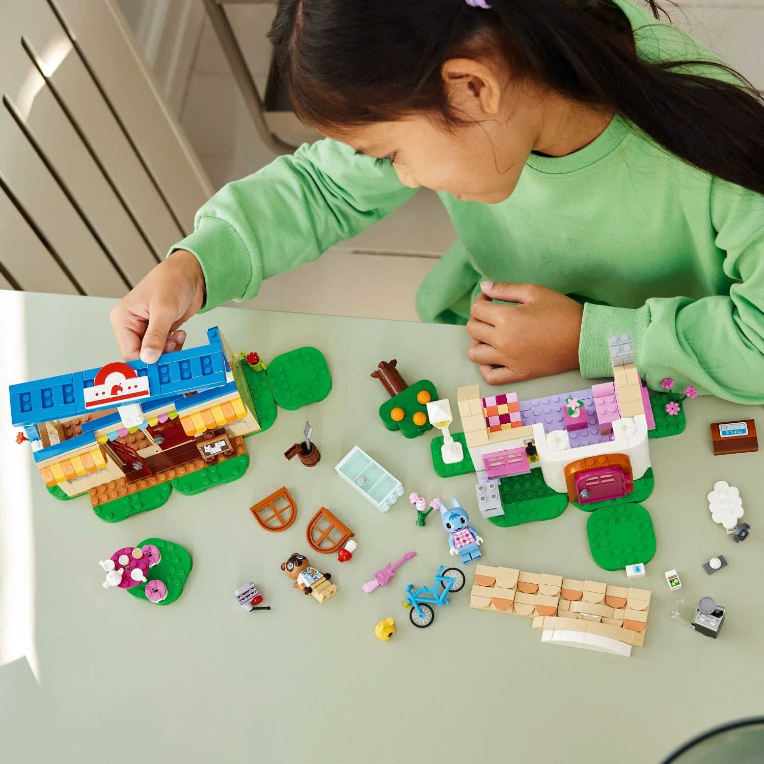 LEGO® Animal Crossing™ Nook’s Cranny & Rosie´s House - Image 9