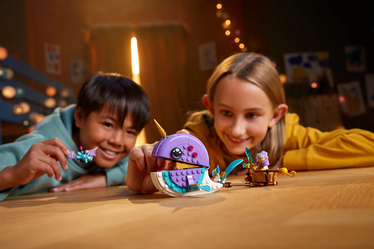 LEGO® DREAMZzz™ Izzie's Narwhal Hot Air Balloon - Image 3