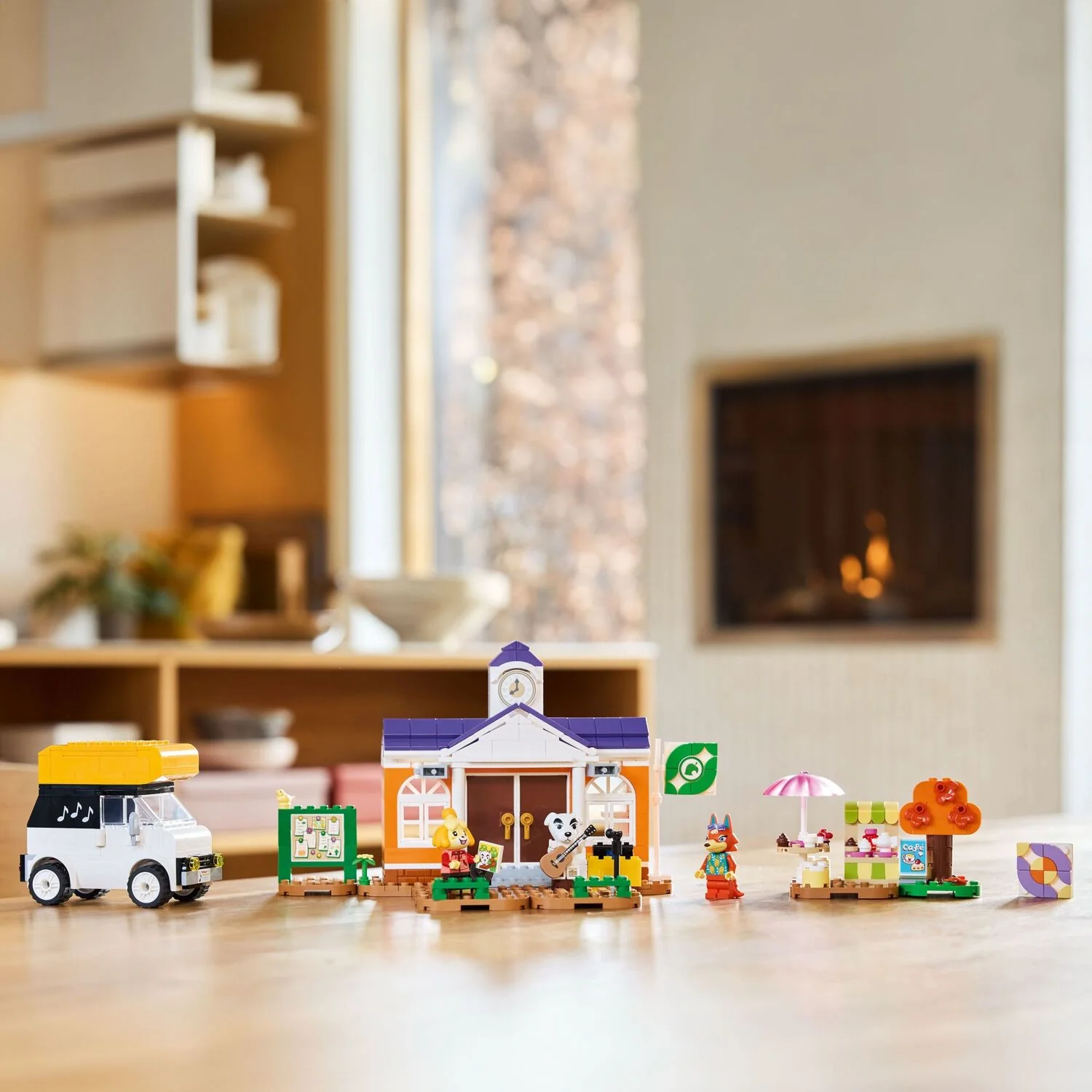 LEGO® Animal Crossing™ K.K.'s Concert at the Plaza - Image 3