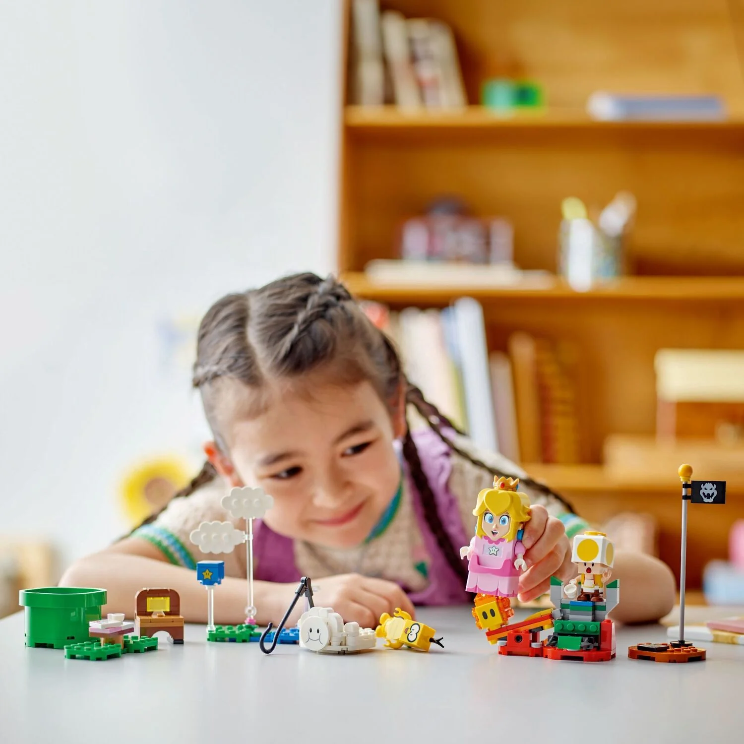LEGO® Super Mario™ Adventures with Interactive LEGO® Peach™ - Image 4