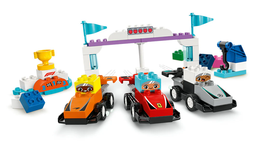 LEGO® DUPLO® F1® Team Race Cars & Drivers - Image 4