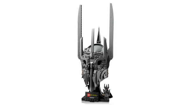 LEGO® Icons The Lord of the Rings: Sauron’s Helmet - Image 4