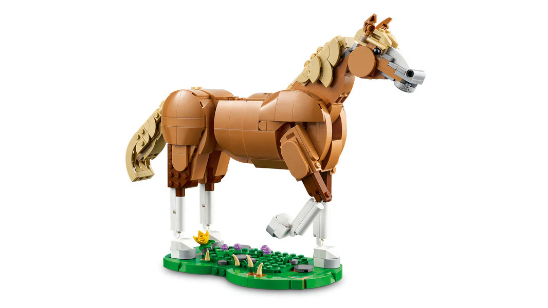 LEGO® Creator 3in1 Beautiful Horse - Image 4