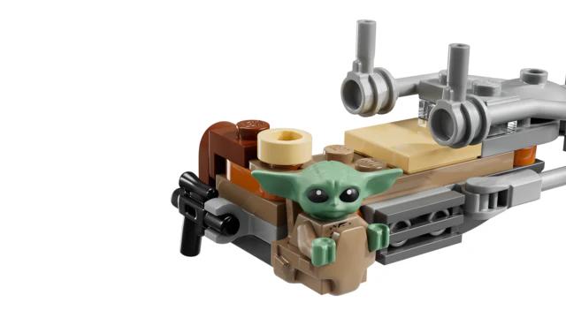 LEGO® Star Wars™ Mandalorian & Grogu's Speeder Bike - Image 4