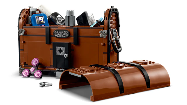 LEGO® Wednesday Thing’s Apartment - Image 5
