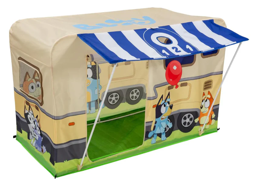 Bluey Camping Activity Fort - Image 2