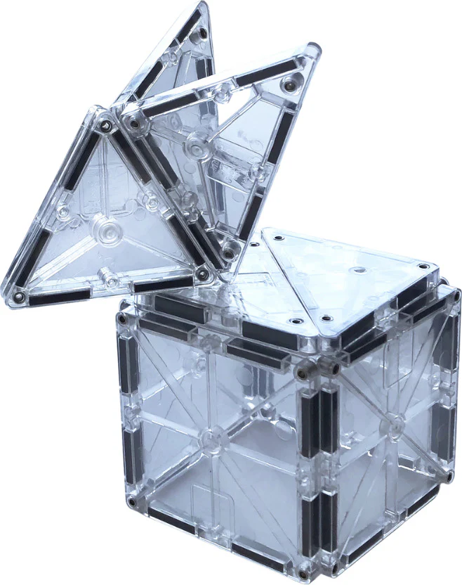 Magna-Tiles® ICE 16 piece set - Image 4