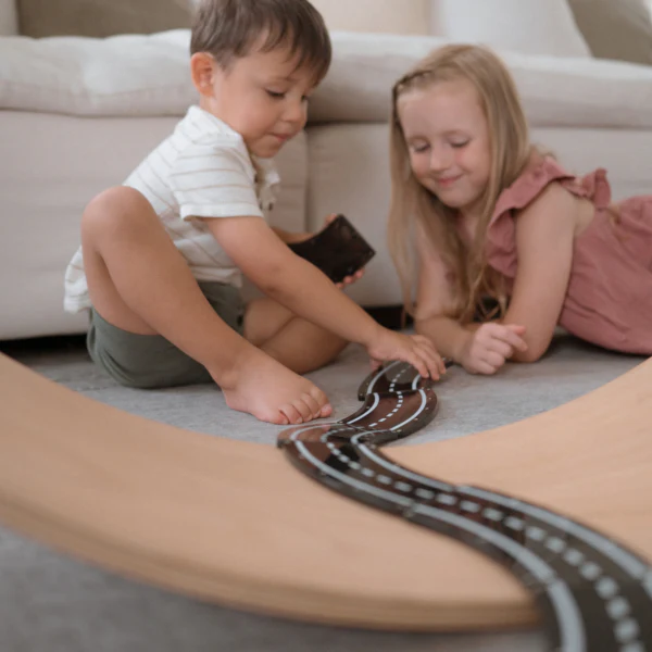 Magna-Tiles® Xtras: Roads - Image 10