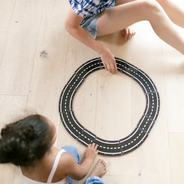 Magna-Tiles® Xtras: Roads - Image 9