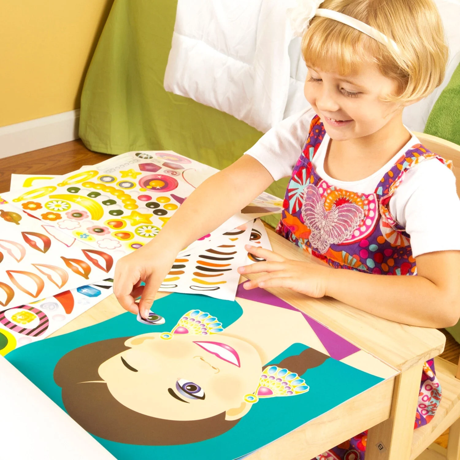 Make-a-Face Fashion Faces Sticker Pad - Image 4