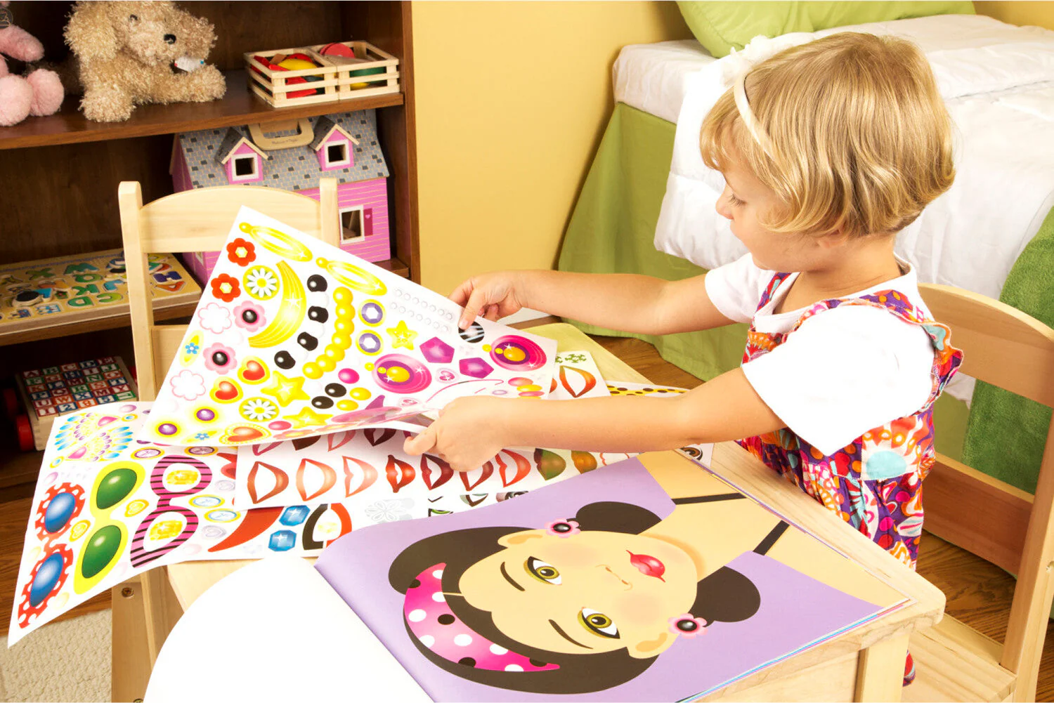 Make-a-Face Fashion Faces Sticker Pad - Image 5