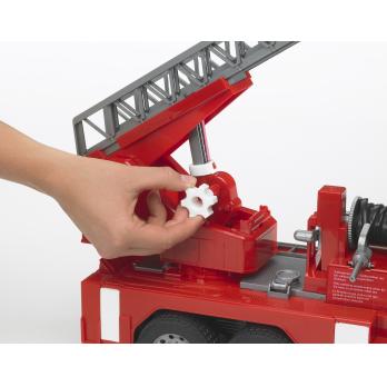 MAN Fire engine with water hose - Image 3