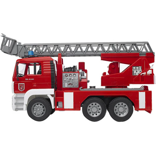 MAN Fire engine with water hose - Image 4