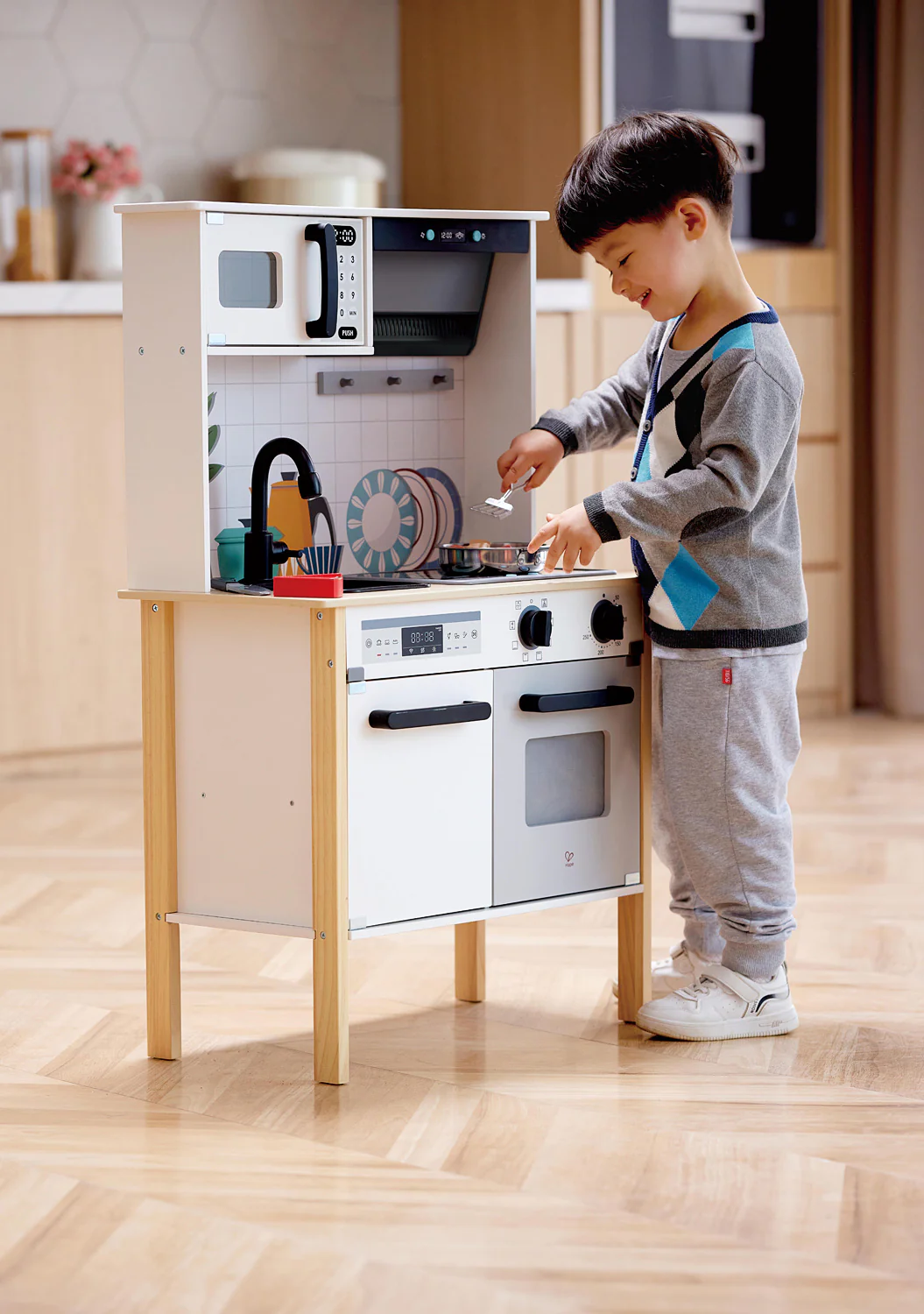 Modern Smart Kitchen - Image 7
