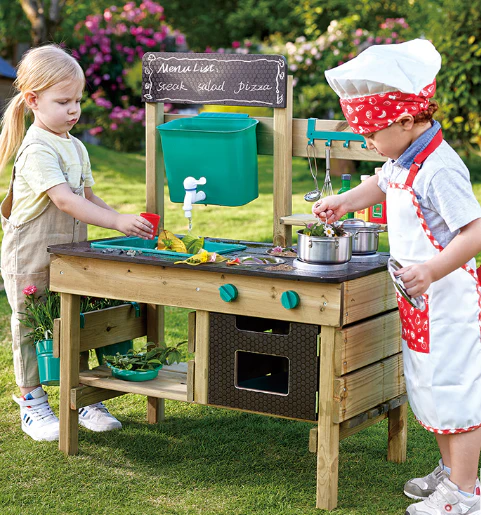 Outdoor Kitchen - Image 2