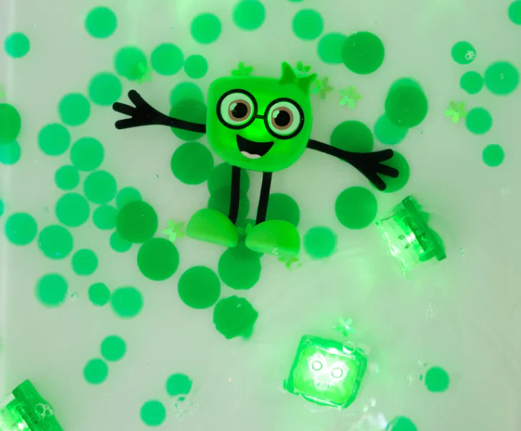 Glo Pals Pippa Character Green - Image 2