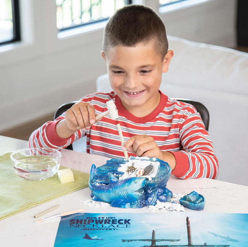 Dig It Up! Shipwreck Necklace - Image 3