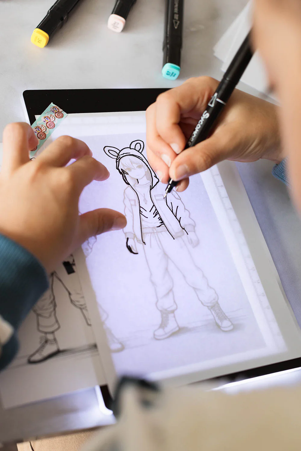 Manga Create Your Own With LED Light Pad - Image 4