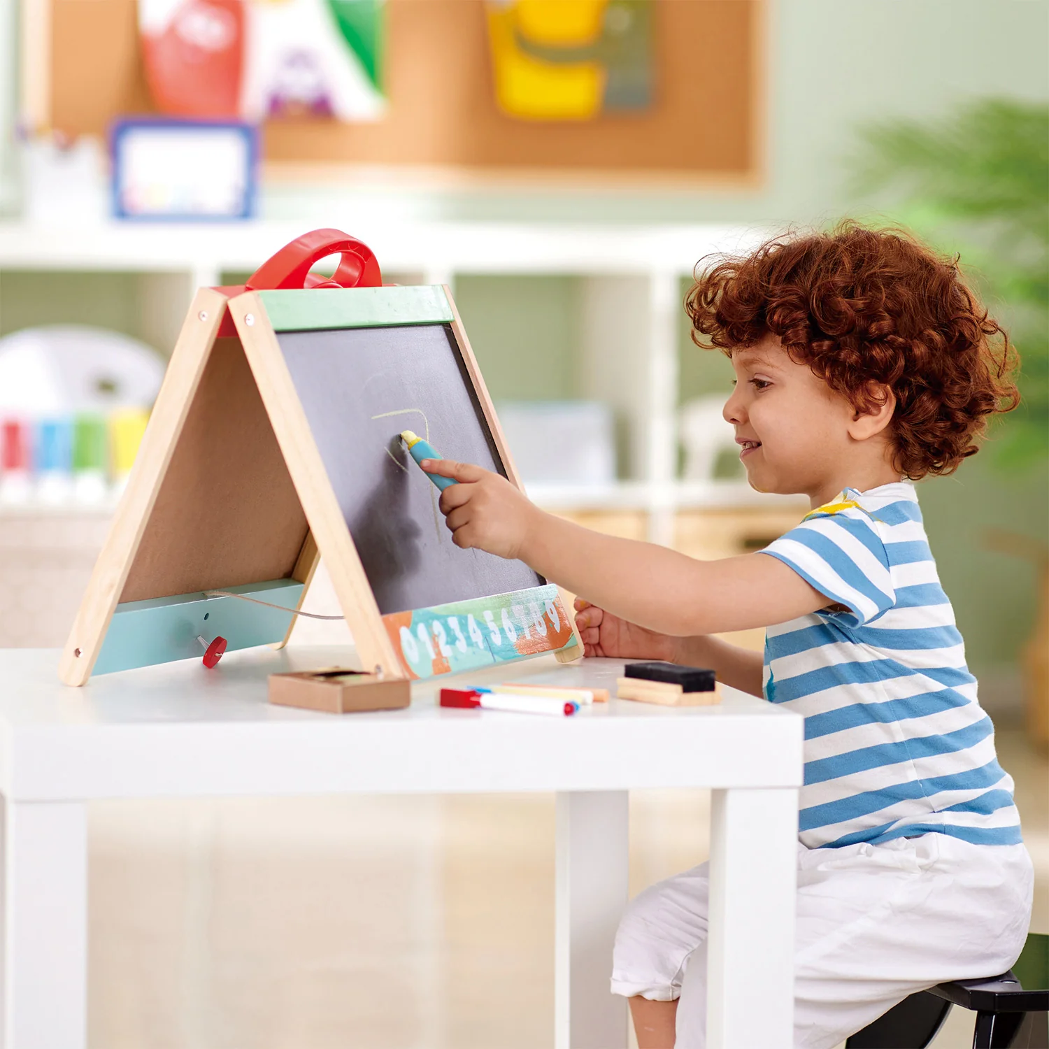Store & Go Easel - Image 7