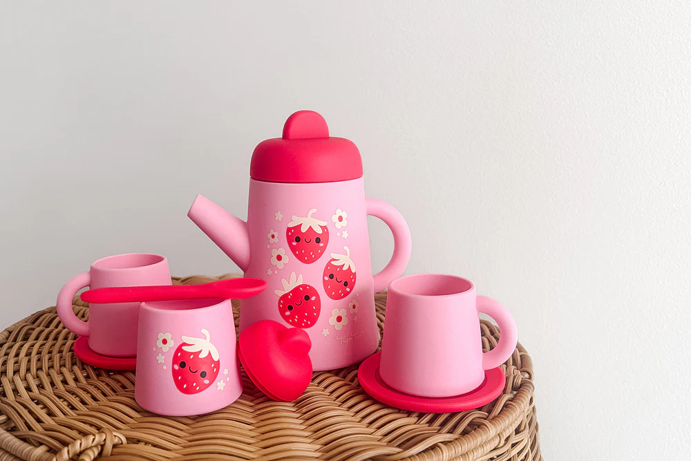 Strawberry Patch Tea Set - Image 2