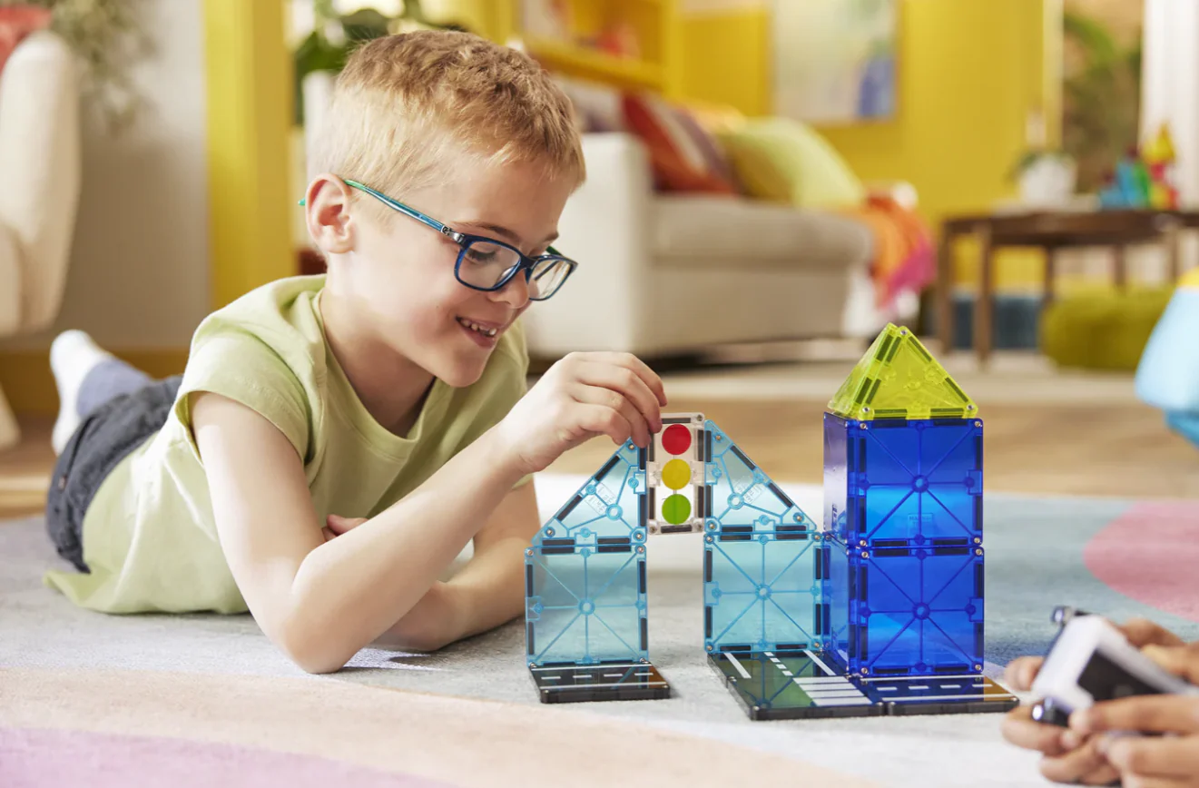 Magna-Tiles® Police Patrol 20 piece set - Image 6