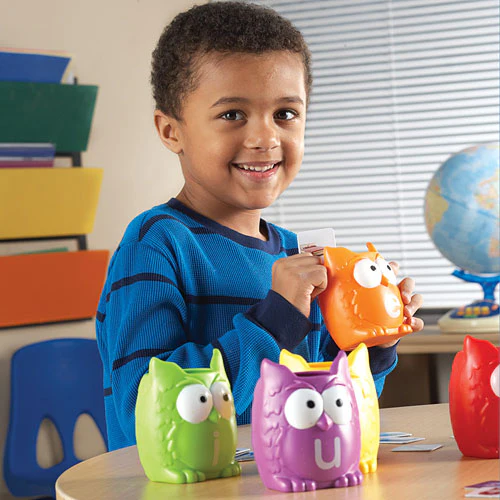 Vowel Owls Sorting Set - Image 3