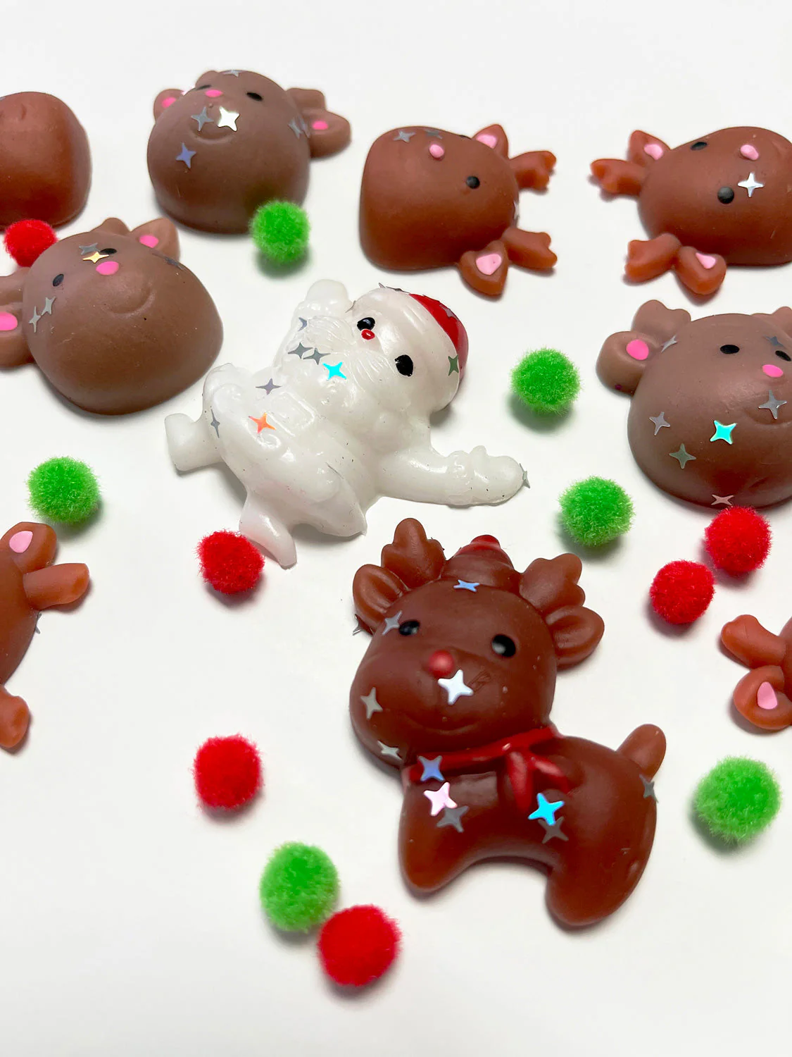 Squishy Reindeer Santa Taba Set - Image 3